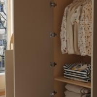 Lit superposé surélevé personnalisé avec armoire et étagères, lit superposé en bois pour adolescents dans le salon ou à la maison, lits pour enfants