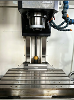 Centre d'usinage vertical à guidage linéaire 4 axes YH850, empreinte compacte, machine VMC d'occasion pour pièces automobiles, fraiseuse CNC