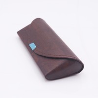 Étui à lunettes de haute qualité avec bouton-pression en cuir PU pour lunettes de soleil unisexes, étui de rangement pour lunettes