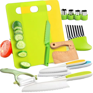 Set De 16 Cuchillos De Cocina Seguros Para Niños – Con Bordes Dentados, Tabla De Cortar, Tijeras, Cortadores Y Estuche Plegable – Educativo Y Divertido