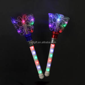 Farfalla magica con stella luminosa colorata a LED girevole bacchetta magica palla giocattolo per bambini feste di natale di Halloween per bambini - Product Image 1