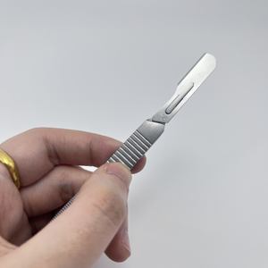 Cuchilla Dermaplane ZS 10R, cuchillas quirúrgicas estériles, 10R bisturí quirúrgico de acero inoxidable, cuchillas Dermaplaning empaquetadas individualmente - Product Image 4
