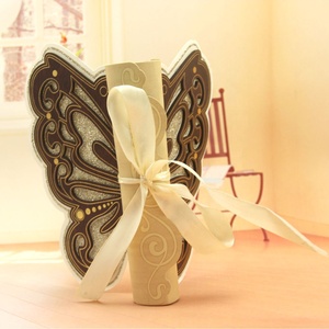 เลเซอร์ตัดผีเสื้อไม้เลื่อนคำเชิญงานแต่งงานด้วยริบบิ้นทอง - Product Image 2