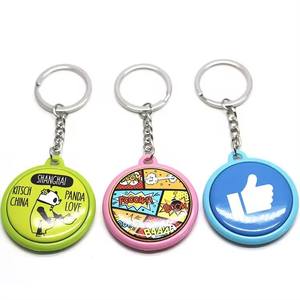 Badge coloré simple face 25/32/37MM en plastique pour la fabrication de porte-clés et la décoration intérieure - Product Image 1