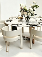 Fauteuil de salle à manger italien moderne et minimaliste de luxe léger avec accoudoirs en tissu artistique et pieds en acier inoxydable – Mobilier de maison