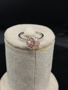 Anillo Clásico de Diamantes en Oro Blanco, Minimalista, para Compromiso o Boda, Pulido Brillante, para Uso Diario, Regalo Atemporal - Product Image 6