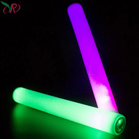 Pack de fête en vrac OEM bâtons de mousse lumineux à LED bâtons lumineux pour mariage enfants anniversaire Disco DJ fêtes promotionnelles fournitures de fête