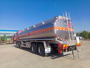 Camión Cisterna para Transporte de Líquidos Peligrosos (Acero, Diésel, Tracción 4x2, Gama Completa de Tonelajes) - Product Image 5