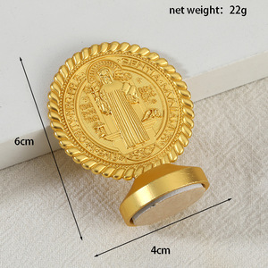 Heiß verkaufte Saint Badge Saint Benedict Statue Religiöse Kunstwerke des katholischen Glaubens Kunst handwerk Kunstwerk - Product Image 4