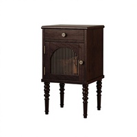 Nouvelle table de chevet vintage française 2026 en bois massif, armoire de rangement créative mini rétro pour chambre à coucher domestique