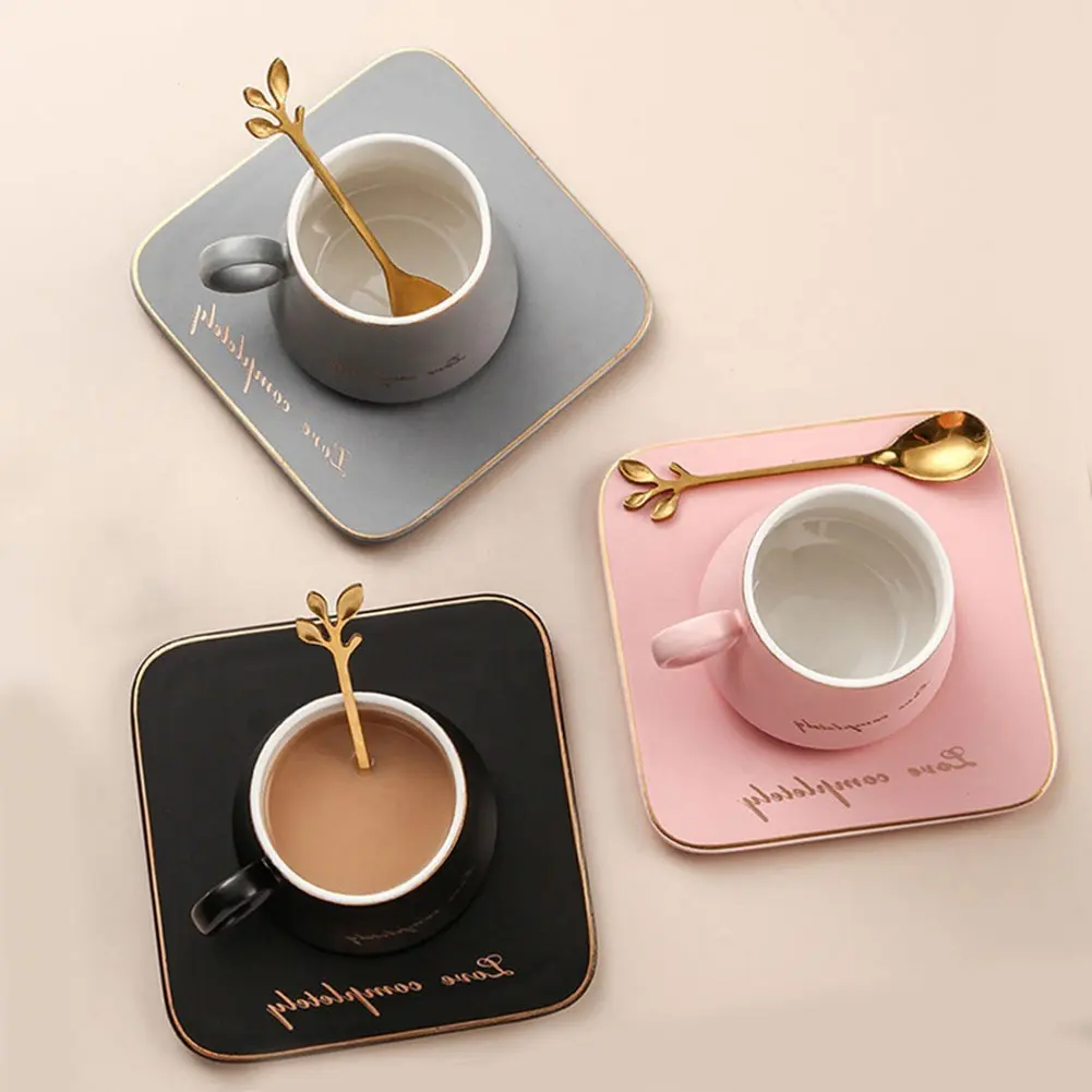 Tomas o design mais recente, alça redonda ouro aro cerâmica latte xícara de café com molhador quadrado/