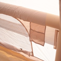 Tentes de camping gonflables portables imperméables de haute qualité en tissu Oxford 210D pour 5-6 personnes, adaptées aux quatre saisons, vente en gros