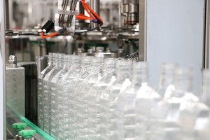 Ligne complète de production de jus de fruits/équipement de fabrication de jus de pomme/<span class=keywords><strong>prix</strong></span> de la <span class=keywords><strong>machine</strong></span> de remplissage de jus - Product Image 3