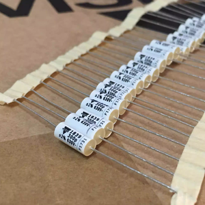 Tedesco VISHAY MKP serie 1839 300PF 630V 2% febbre accoppiato condensatore Audio - Product Image 2