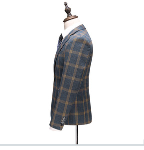 Ensemble de <span class=keywords><strong>costume</strong></span> grande taille décontracté pour hommes, un <span class=keywords><strong>costume</strong></span> ajusté trois pièces de style coréen et une robe de mariée pour les jeunes - Product Image 4