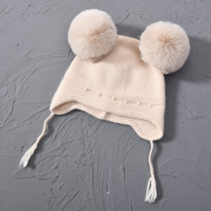 Bonnet <span class=keywords><strong>en</strong></span> <span class=keywords><strong>laine</strong></span> <span class=keywords><strong>de</strong></span> cachemire tricoté pour bébés, garçons, filles, enfants, épais, personnalisé, chaud, avec double <span class=keywords><strong>pompon</strong></span> détachable <span class=keywords><strong>en</strong></span> faux <span class=keywords><strong>lapin</strong></span> - Product Image 4
