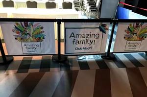 مقهى حاجز حامل شعارات نظام مع وظيفة الإعلان كامل اللون مخصص لافتات - Product Image 5