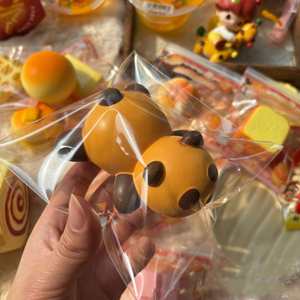 Jouets Squishy en PU à Montée Lente, Ours en Peluche Hyper-Realiste Kawaii de 8,5 cm, Anti-Stress, Cadeau pour Enfants et Adultes, Vente en Gros - Product Image 3