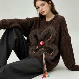 Suéter de Lana Tejida con Lentejuelas y Decoración Floral para Mujer, Estilo Casual, Marca Tyan - Product Image 5