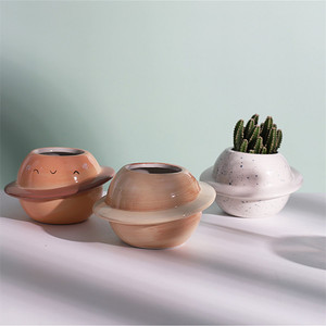 Giardinaggio creativo cute decorazione succulente vaso di pianeta forma dipinta a mano in ceramica vaso di fiori - Product Image 6
