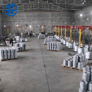 <span class=keywords><strong>รั้ว</strong></span>ป้องกันการปีนป่ายแบบกันขโมยสำหรับชุมชนที่อยู่อาศัย ทำจากเหล็กกล้าไร้สนิมชุบสังกะสี ปี 2026 รุ่น Cross Razor แบบเกลียวคู่ - Product Image 4