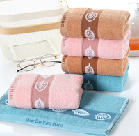Set Handuk Katun Berat OEM, Handuk Wajah Penyerap untuk Salon dan Perhotelan