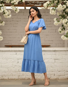 ชุดเดรสชายหาดผู้หญิงทรงหลวม เนื้อผ้านุ่มสบาย ดีไซน์ลำลอง น้ำหนักเบา เหมาะสำหรับอากาศอุ่น - Product Image 4