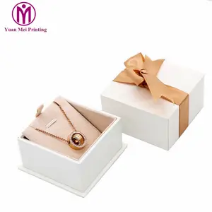 最新设计广州白色豪华优雅婚礼珠宝戒指礼品包装盒与丝带弓