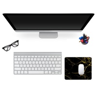 Tapis de souris de jeu de petite taille en caoutchouc noir et or marbré, résistant à l'eau, avec impression anime personnalisée de haute qualité pour bureau