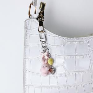 Mengdaクロスボーダーガール甘い漫画毛皮のようなバニー車のキーホルダーヘッドフォンカード小冊子CCDバッグ吊りDIY卸売 - Product Image 5