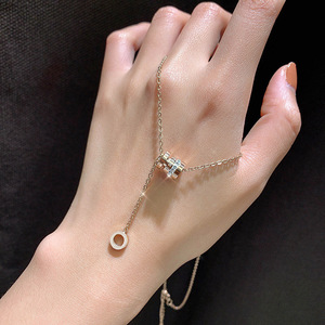 Collar de Moda Coreana para Mujer, de Lujo, en Acero de Titanio con Baño de Oro Rosa de 18k, Diseño Delgado para Primavera - Product Image 6
