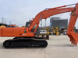 Venta superior HITACHI 210 Excavadora usada Marca famosa de alta calidad Calidad garantizada Importación Buen Estado - Product Image 5