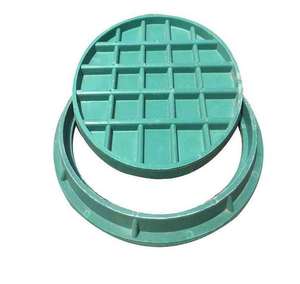 Couvercle de trou d'homme en fonte ductile robuste noir SG marque forme personnalisée pour les applications de pluie et d'eaux usées sur les routes - Product Image 1