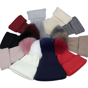 Automne et hiver extérieur chaud grand renard boule de fourrure tricot chapeau femmes enfants chapeau chapeau d'hiver - Product Image 4