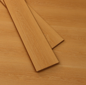 Suelo Laminado de Roble Impermeable XZY AC4 8mm/12mm, Instalación con Sistema de Clic, Garantía de 5+ Años - Product Image 1