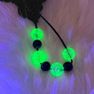 String sexy en dentelle noire Ding Zhi Mei, perles qui brillent dans le noir, lingerie féminine. - Product Image 3