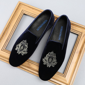 Chaussures habillées décontractées en cuir pour hommes, style britannique, à bout pointu et dessus rond, en cuir de vachette et daim tendance, pour hommes - Product Image 5