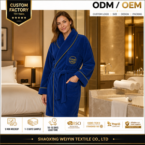 Bata de casa elegante de forro <span class=keywords><strong>polar</strong></span> con cuello en V para <span class=keywords><strong>mujer</strong></span>, con cierre de cordón, de longitud completa, estampado 3D, cálida para invierno, ropa de dormir. - Product Image 1