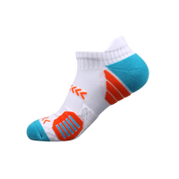 Nouvelles chaussettes de basket-ball à compression en éponge élastique tricotées avec le logo inférieur pour Spring Sports Crew