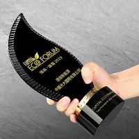 Nouveau logo personnalisé trophée en forme de feuille de cristal noir certificat souvenir graver impression laser cadeau pour invité avec base