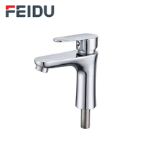 Robinet de lavabo FEIDU en acier inoxydable finition chromée, à poignée unique, à montage sur plan, avec un design minimaliste moderne pour une utilisation en villa