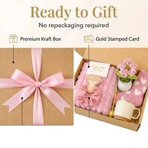 Set de Regalo Rosa para Mujer, Cesta de Regalo Acogedora con Taza de Cerámica, Perfecta para el Día de San Valentín, Día de la Madre - Product Image 3