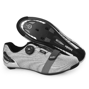 Scarpa da <span class=keywords><strong>Ciclismo</strong></span> <span class=keywords><strong>su</strong></span> <span class=keywords><strong>Strada</strong></span> HBG 1430 in Fibra di Carbonio Personalizzata Resistente all'Usura per una Guida Sicura con Bloccaggio Automatico - Product Image 1