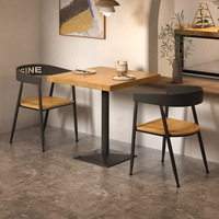 Ensemble table et chaises carrées en bois massif de style industriel pour cafés, restaurants occidentaux, décontracté, double carré