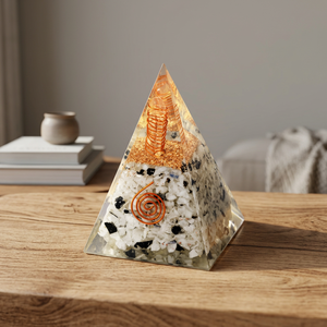 Pirámide de Orgonita de Siete Chakras con Piedra Lunar Arcoíris, Diseño Egipcio Hecho a Mano, Decoración - Product Image 3