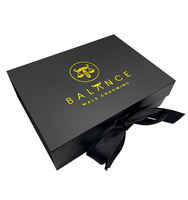Boîtes d'emballage personnalisées en gros pour extensions de cheveux noirs avec logo, boîte cadeau pour cheveux humains vierges, boîte à vêtements avec insert en satin et ruban