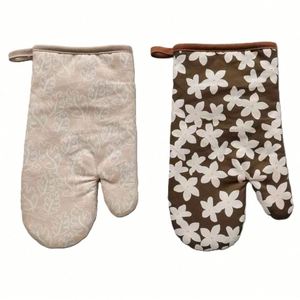 Custom Sublimation Dotted Cotton Oven Mitts and Pot Holders for Microwave Use Kitchen Accessories Corporate <b>Gifts</b> - Product Image 2
