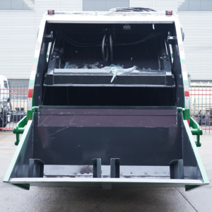 Camión Compactador de Basura 2025 de 8cbm con Chasis Dongfeng 4x2, Transmisión Manual y Motor Diésel - ¡Oferta Especial! - Product Image 5