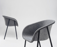 Chaise de bureau moderne en feutre recyclé avec structure en fer, empilable et durable pour la maison et les espaces de détente