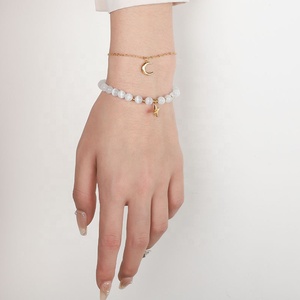 Set di gioielli a doppio strato da donna in acciaio inossidabile placcato oro 18 carati bracciale con ciondolo in pietra opale elastico con stella polare astrale e luna - Product Image 4